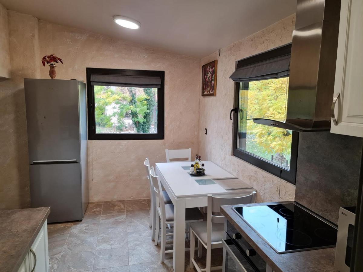 Grande Spa Deluxe Studios Sliven Bagian luar foto