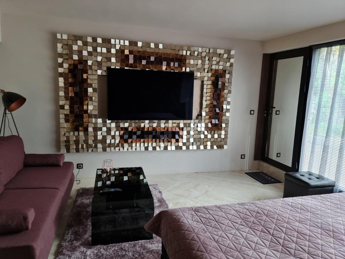 Grande Spa Deluxe Studios Sliven Bagian luar foto