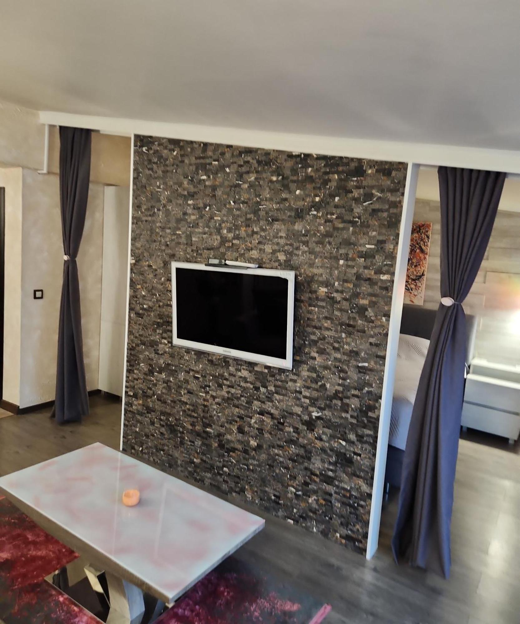 Grande Spa Deluxe Studios Sliven Bagian luar foto
